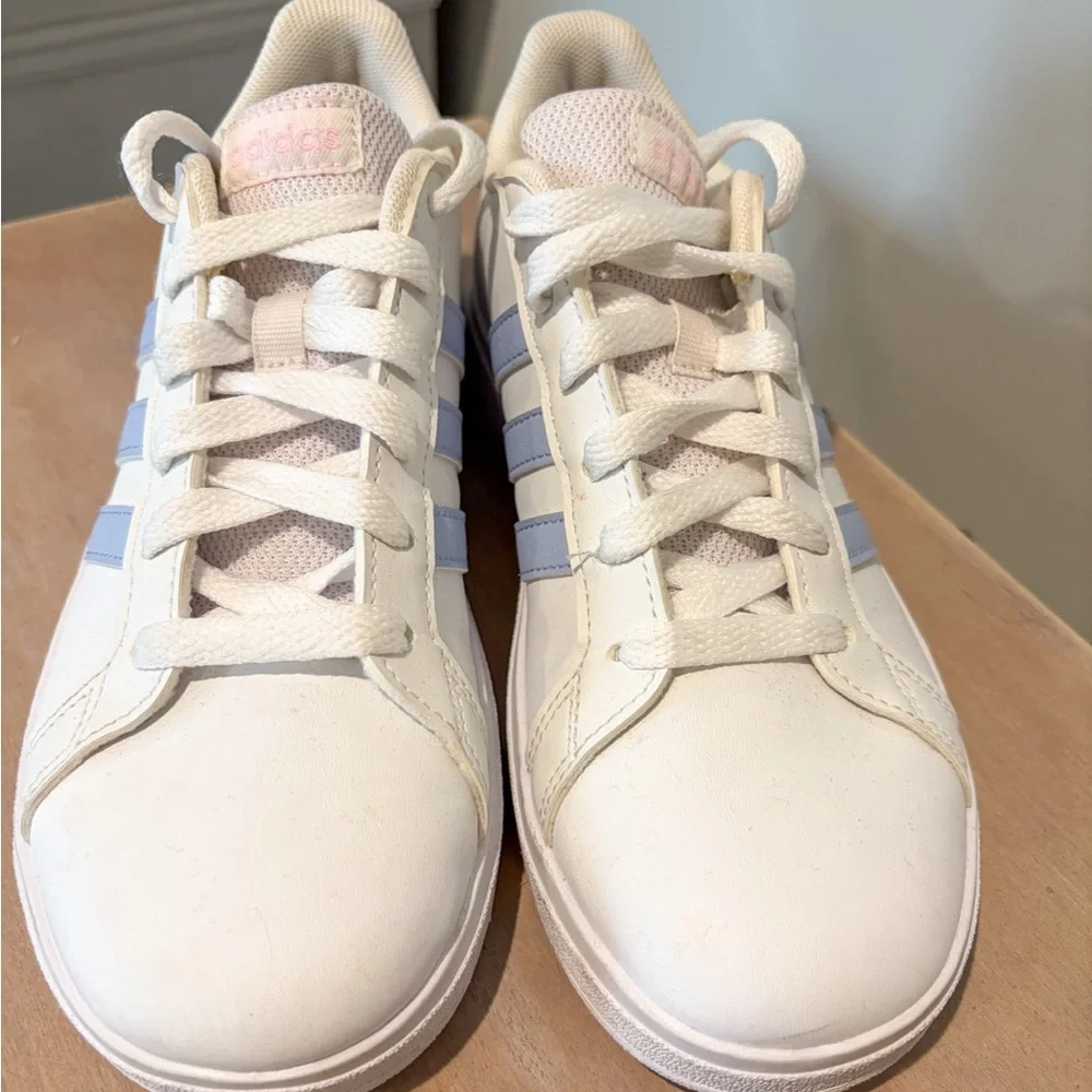 Adidas Youth Grand Court Low Top Sneakers Kids 3Y Casual Shoe White Blue - Picture 2 of 3